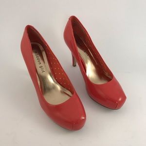 Madden Girl Heels beautiful Coral color!